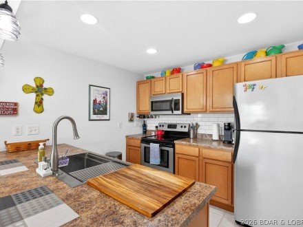 603 Cedar, Lake Ozark, MO 65049