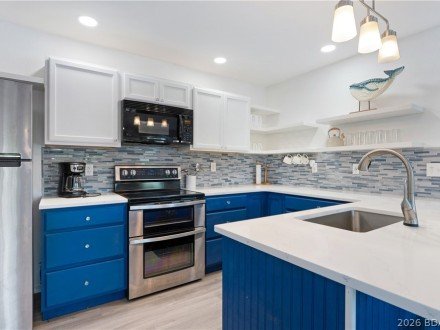 24930 Leona, Versailles, MO 65084