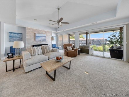 372 W Palisades, Lake Ozark, MO 65049