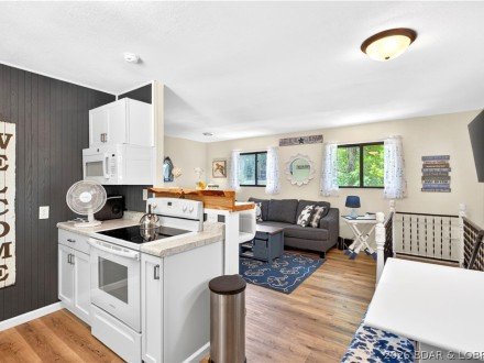 131 Walnut, Lake Ozark, MO 65049