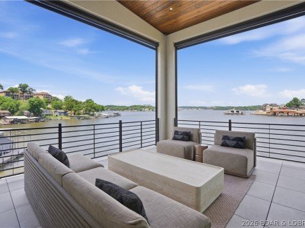 125 Mclaren, Sunrise Beach, MO 65079