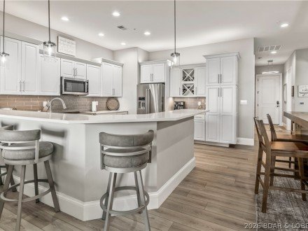 166 Captiva, Sunrise Beach, MO 65079