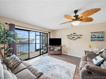 1562 Harbor Point, Osage Beach, MO 65065