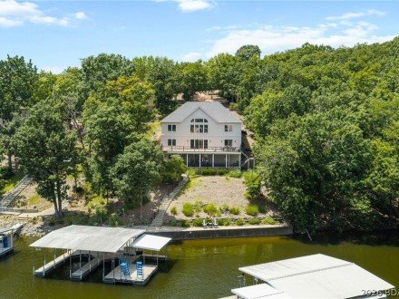 156 Ridgewood, Four Seasons, MO 65049