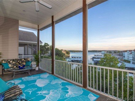 548 Lakeshore, Lake Ozark, MO 65049
