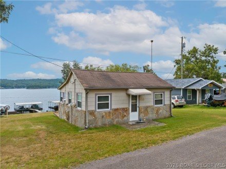 118 Ke Jo Point, Gravois Mills, MO 65037