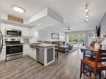 40 Lighthouse, Lake Ozark, MO 65049
