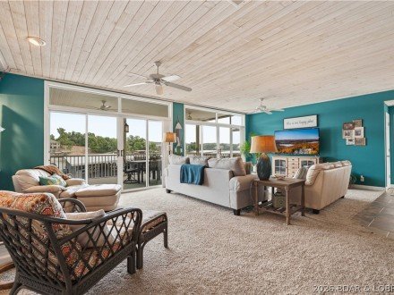 131 Evergreen, Sunrise Beach, MO 65079