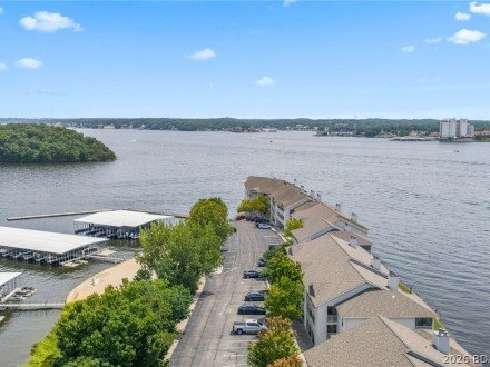 442 Regatta Bay, Four Seasons, MO 65049