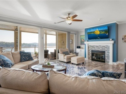 230 Plaza Gardens, Camdenton, MO 65020