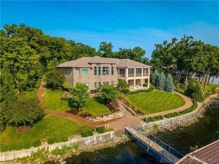 1015 Anemone, Lake Ozark, MO 65049