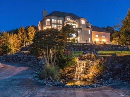 346 Country Ridge, Camdenton, MO 65020