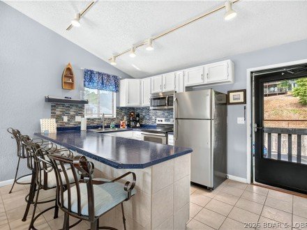 103 Southwood Shores, Lake Ozark, MO 65049