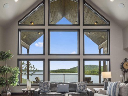 894 Discovery Bay, Shell Knob, MO 65747