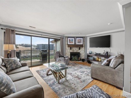 101 Circle Edge 3A, Lake Ozark, MO 65049