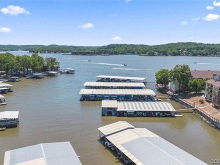 108 Robinwood, Lake Ozark, MO 65049