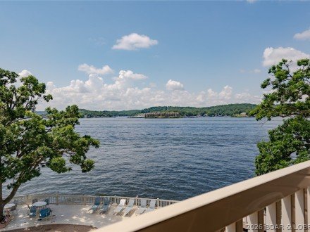 395 Barba Le, Lake Ozark, MO 65049