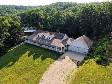 29810 Shelladay Dr, Rocky Mount, MO 65072