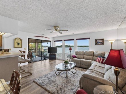 60 Branch, Lake Ozark, MO 65049
