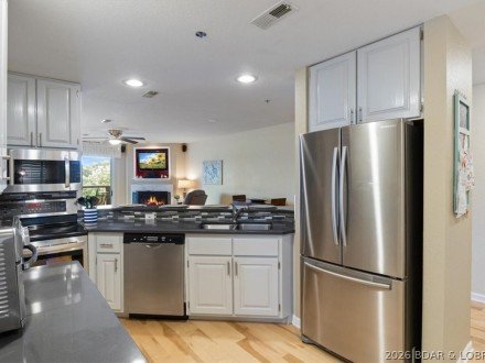 601 Park Place, Kaiser, MO 65047