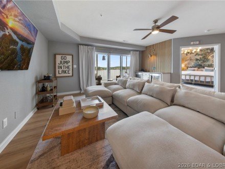 1359 Seascape, Osage Beach, MO 65065