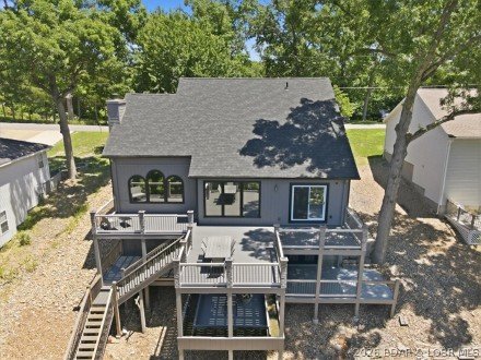 71 Arrowhead Beach, Lake Ozark, MO 65049