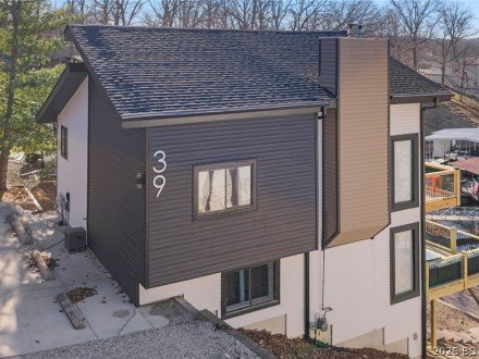 39 Bayview Cove, Lake Ozark, MO 65049