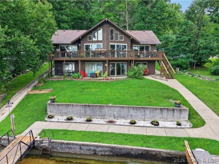 30072 Towering Oaks Lane, Gravois Mills, MO 65037