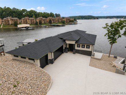 439 Redbud, Lake Ozark, MO 65049