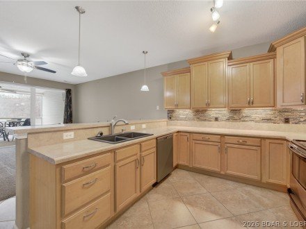 186 Sunset Palms, Camdenton, MO 65020