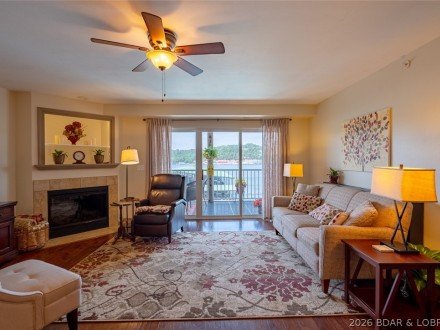 255 Plaza Beach, Camdenton, MO 65020