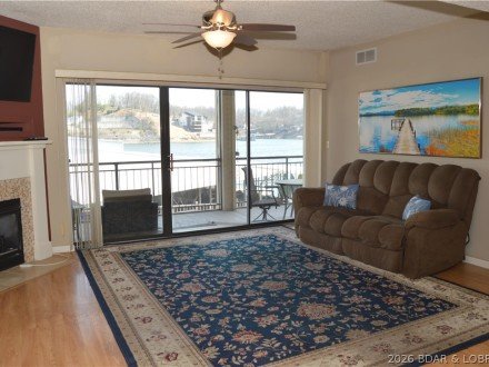 90 Falls Point, Lake Ozark, MO 65049