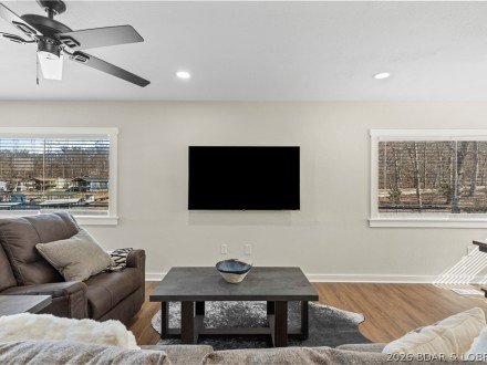 49 Water Oak, Sunrise Beach, MO 65079