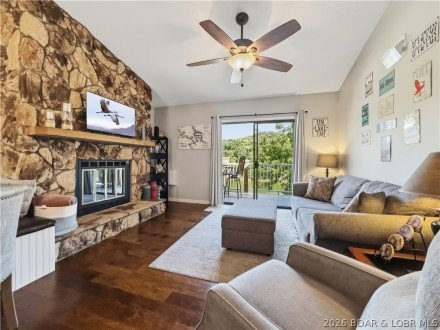 611 Lazy Days, Osage Beach, MO 65065
