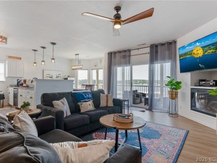 418 Regatta Bay, Lake Ozark, MO 65049