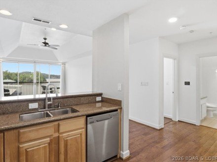 201 Marina Residence, Camdenton, MO 65020