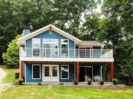 123 Summit View, Climax Springs, MO 65324