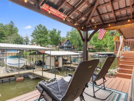 15231 Martingale, Gravois Mills, MO 65037