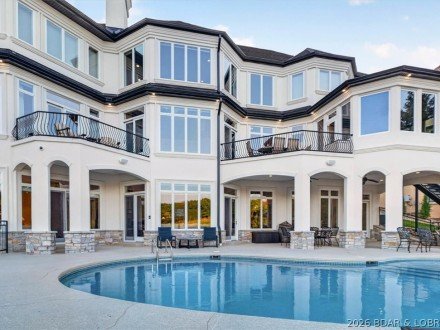 769 Muirfield, Sunrise Beach, MO 65079