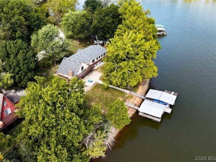 276 Paradise Acres, Edwards, MO 65326
