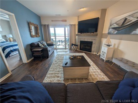414 Cedar Heights, Camdenton, MO 65020