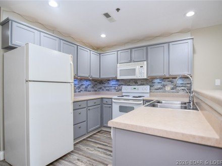 194 Sac, Sunrise Beach, MO 65079