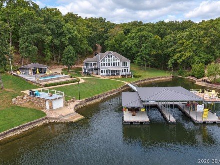 795 Blue Water Bay, Sunrise Beach, MO 65079