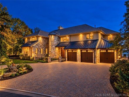 420 Cedar Crest, Lake Ozark, MO 65049