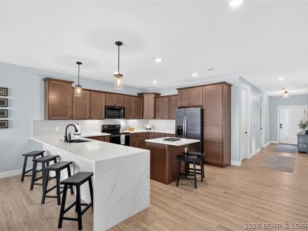 1055 Topsider, Osage Beach, MO 65065