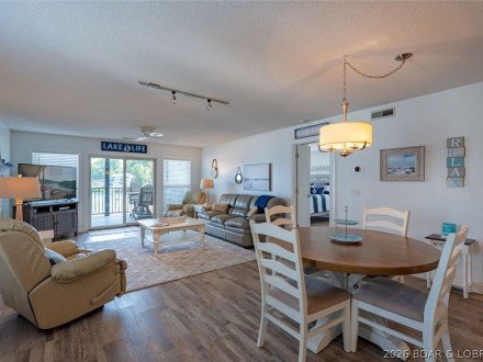 88 Willow Ridge, Lake Ozark, MO 65049