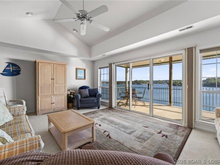 904 E. Harbour Towne, Lake Ozark, MO 65049