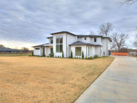 3022 W 81st Street, Tulsa, OK 74132