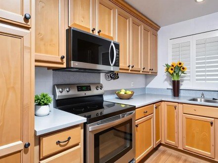 4280 Salt Lake Blvd #D23 Moanalua-Salt Lake, HI 96818