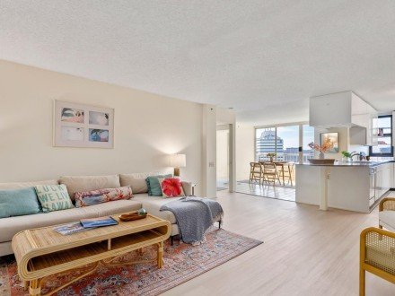 1212 Nuuanu Ave. #3703 Downtown, HI 96817